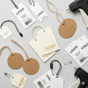 Thẻ bài (Hangtags)